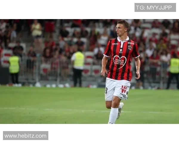 法国杯精彩对决尼姆迎战尼斯期待激烈角逐与精彩进球 法国杯精彩对决尼姆迎战尼斯期待激烈角逐与精彩进球